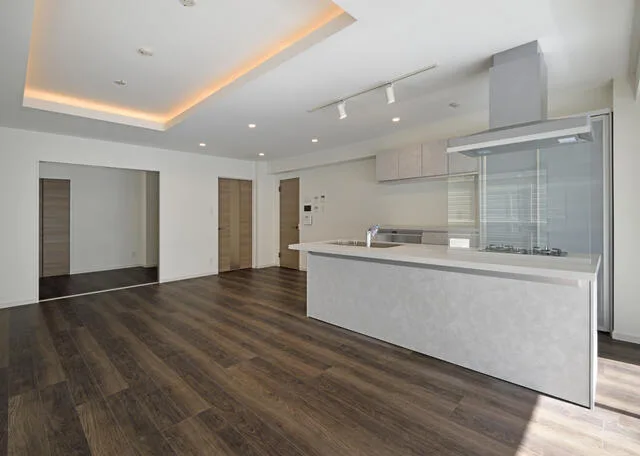 Premium Shirokanedai 101: Living and dining area with kitchen